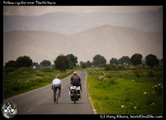 Fellow cyclist near Tlachichuca