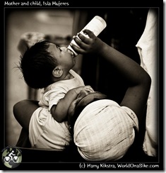 Mother and child, Isla Mujeres