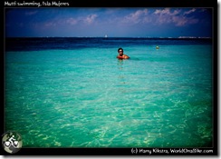 Mutti swimming, Isla Mujeres